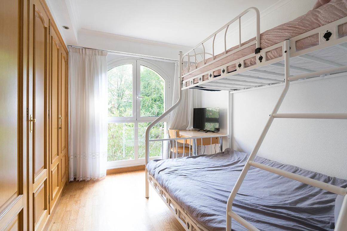 New Apartment & Terrace. Steps To Ondarreta Beach Añorga-Lugariz Екстериор снимка